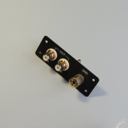 RCA panel pro gramo, 2xGold CINCH, GND (ground)