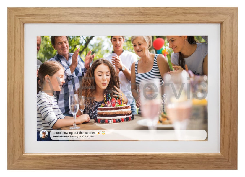 10,1” digitální Wi-Fi fotorámeček s přední stranou z dubového dřeva